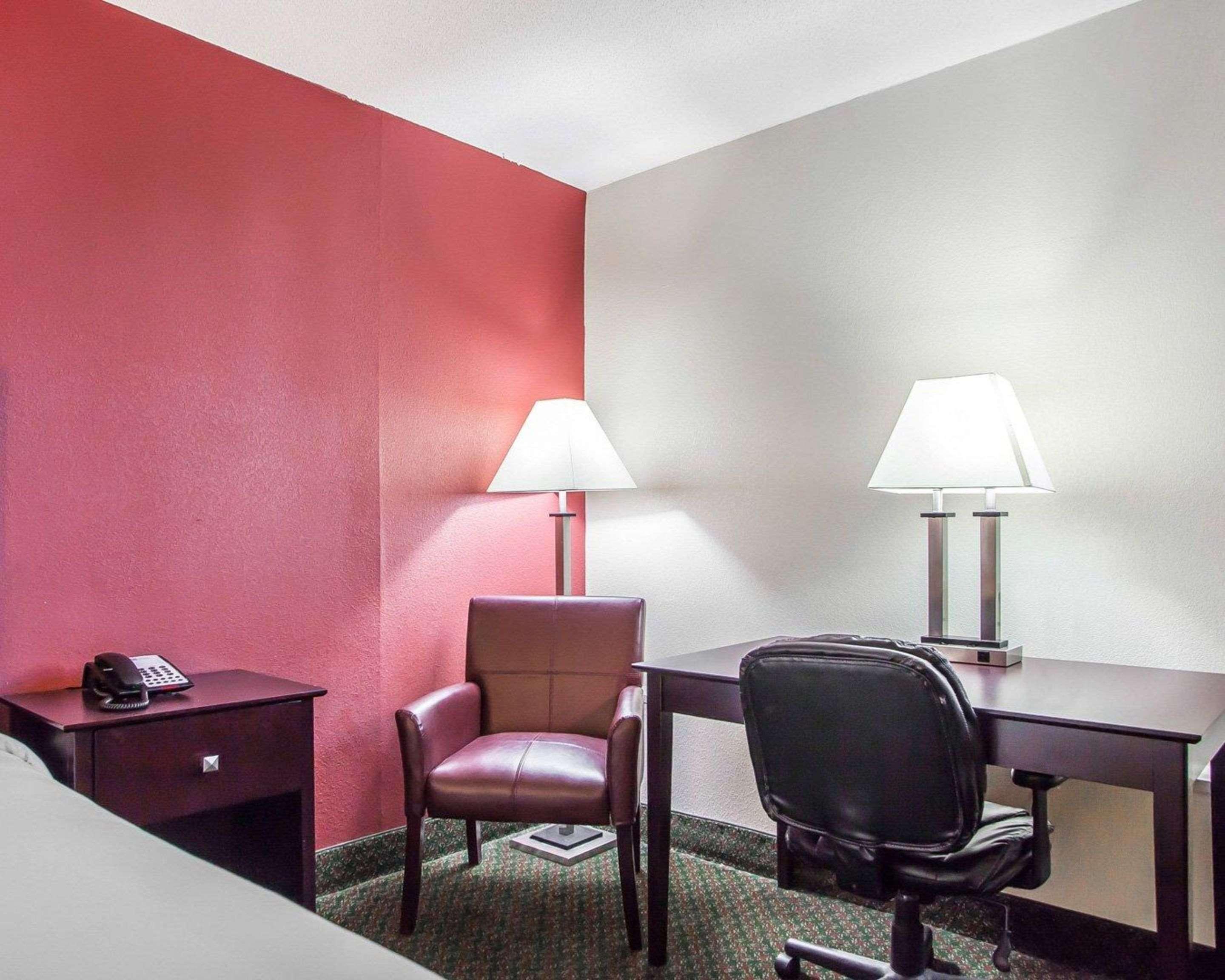 Comfort Inn & Suites Wyomissing-Reading エクステリア 写真