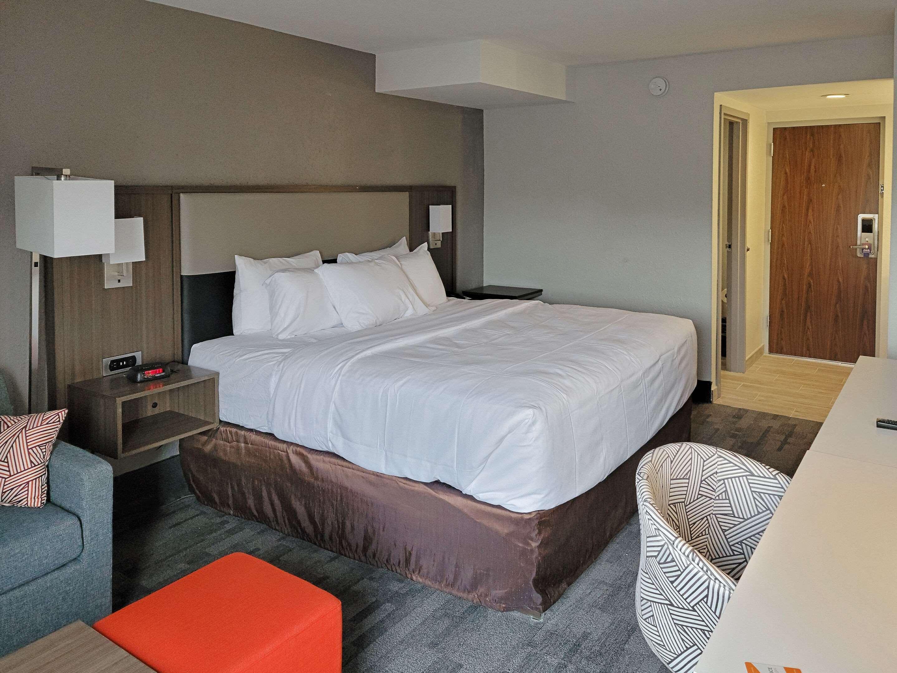 Comfort Inn & Suites Wyomissing-Reading エクステリア 写真