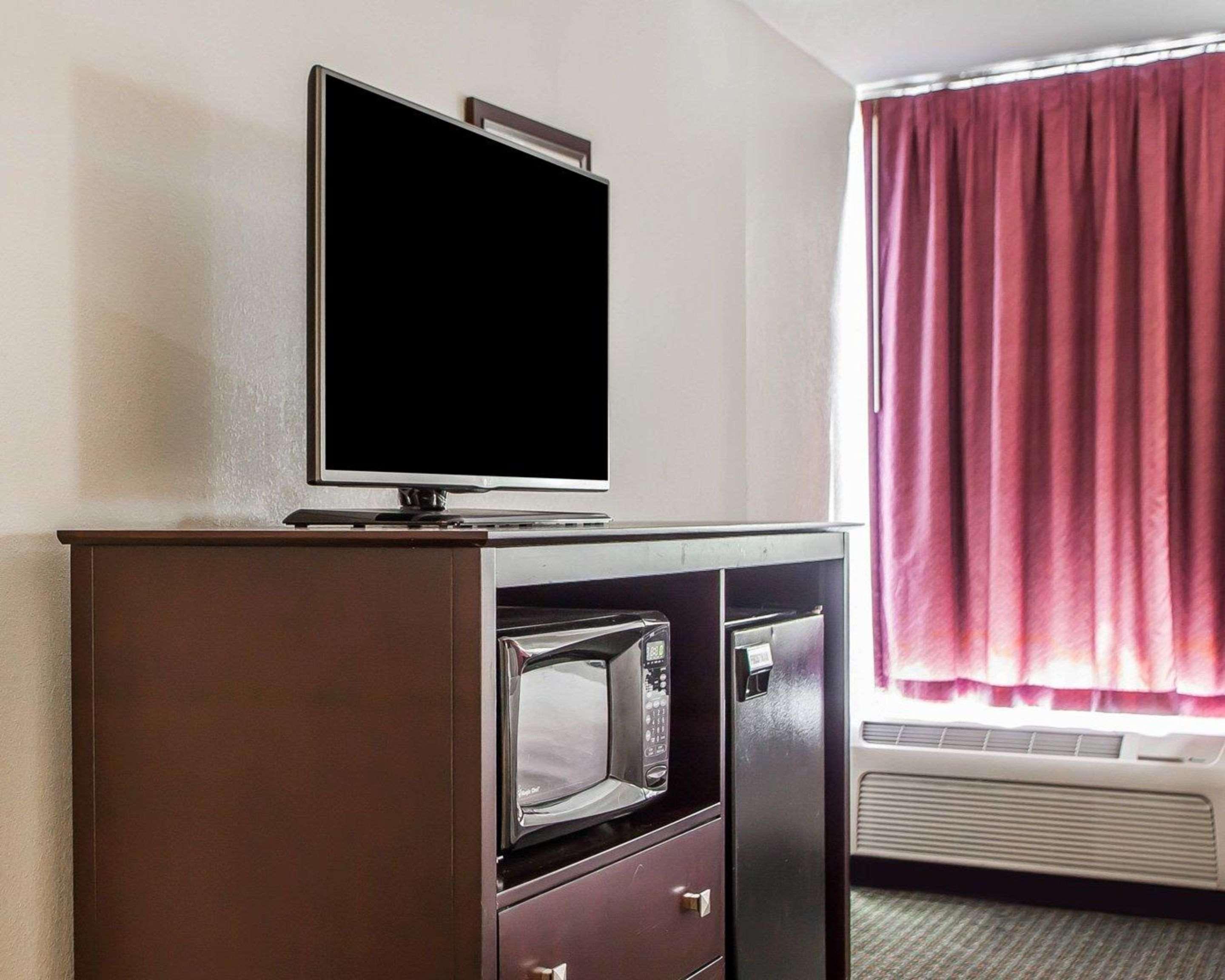 Comfort Inn & Suites Wyomissing-Reading エクステリア 写真