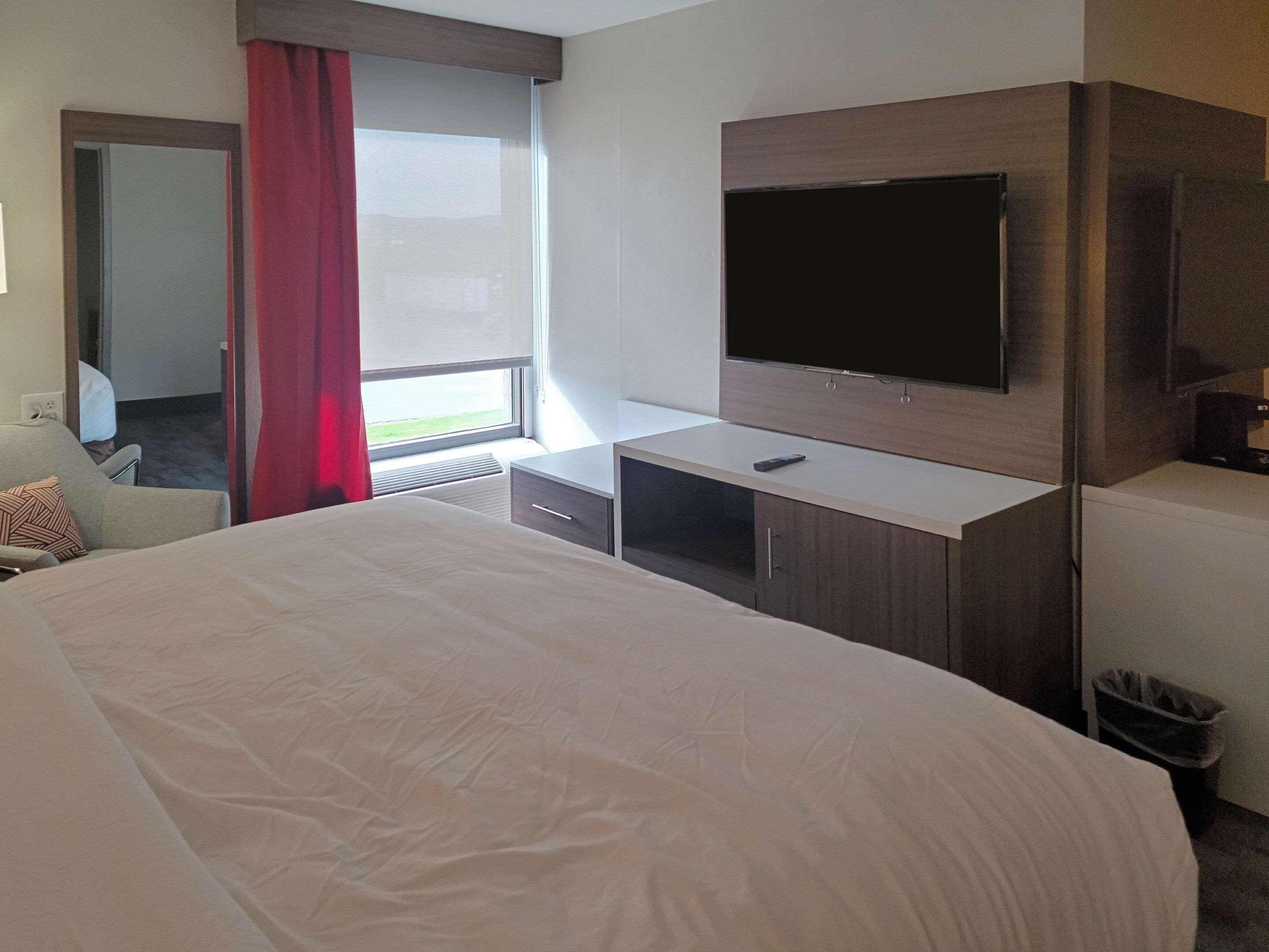 Comfort Inn & Suites Wyomissing-Reading エクステリア 写真