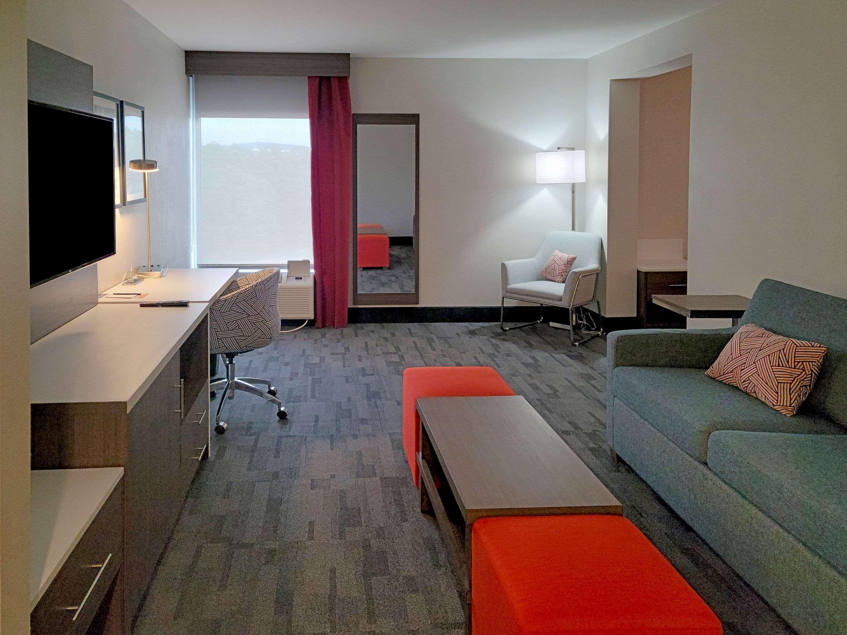 Comfort Inn & Suites Wyomissing-Reading エクステリア 写真