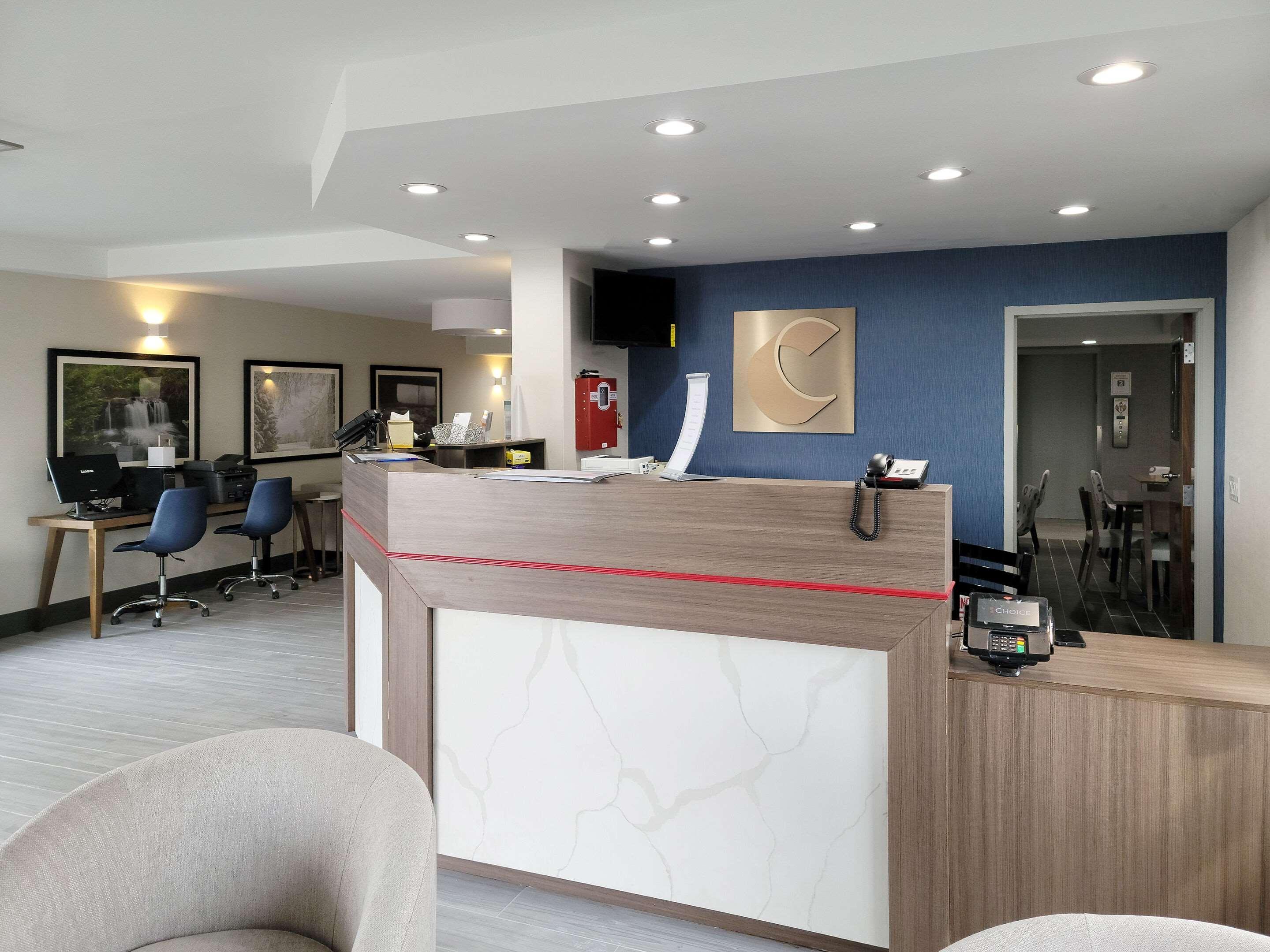 Comfort Inn & Suites Wyomissing-Reading エクステリア 写真