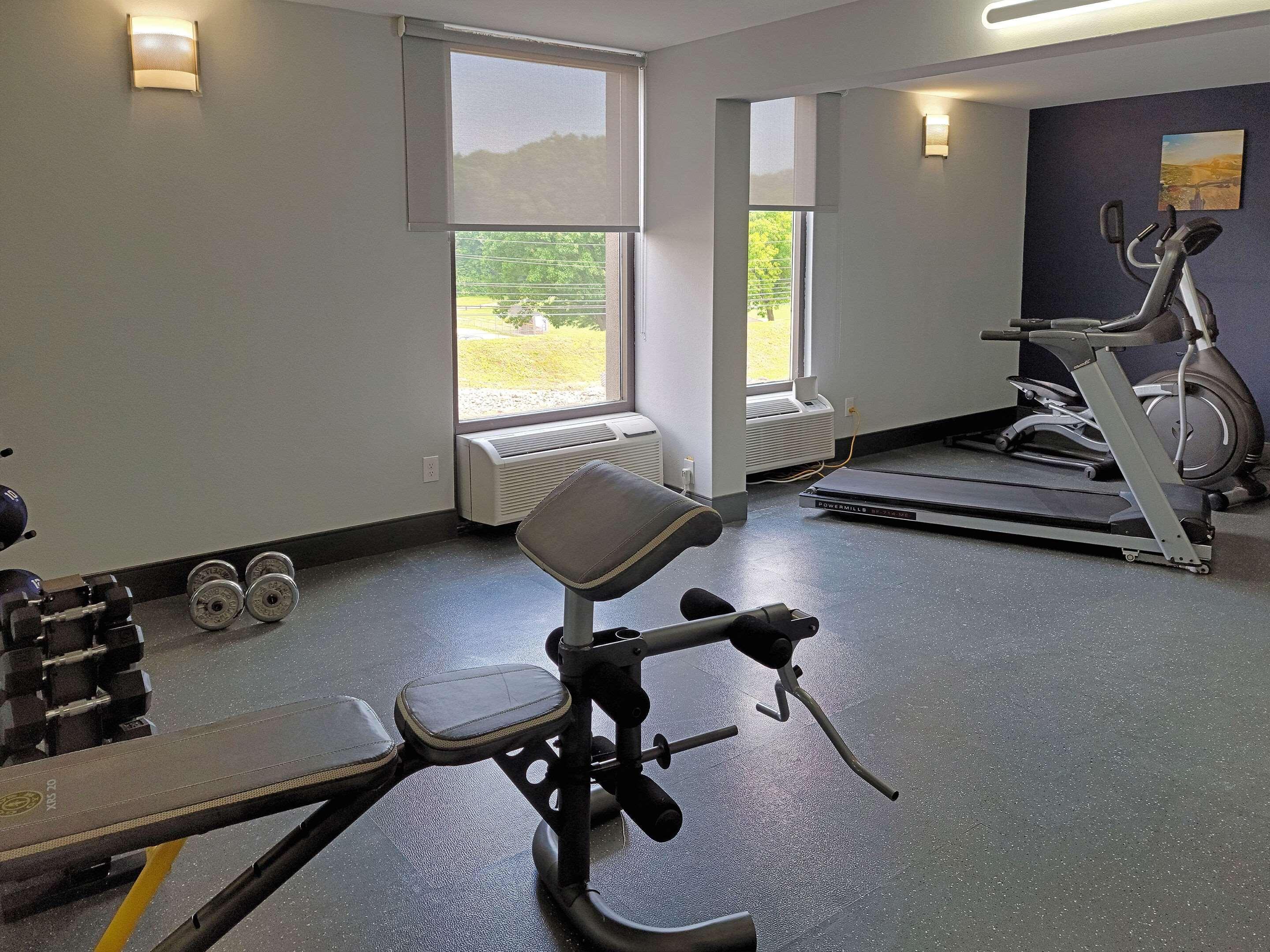 Comfort Inn & Suites Wyomissing-Reading エクステリア 写真