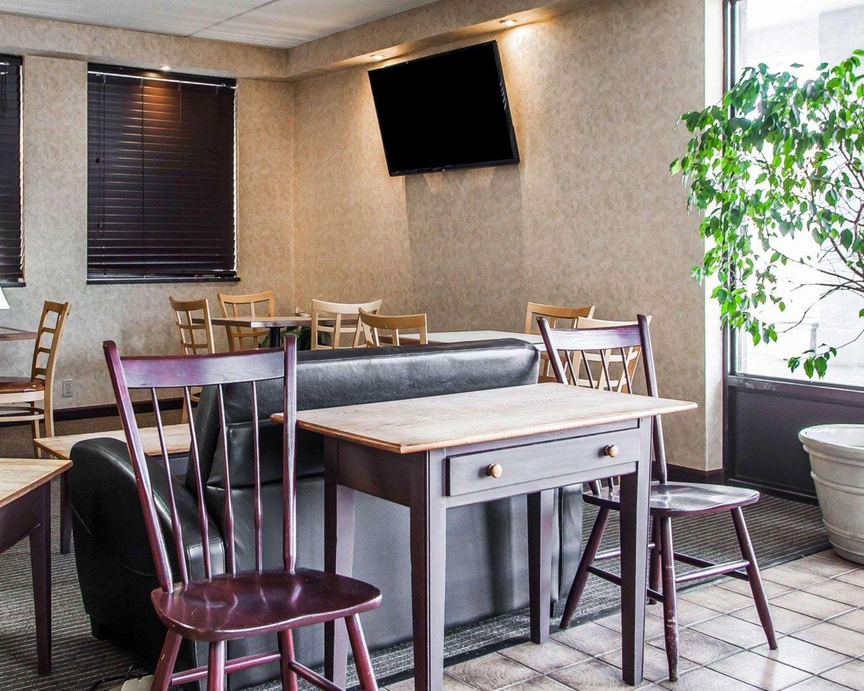 Comfort Inn & Suites Wyomissing-Reading エクステリア 写真