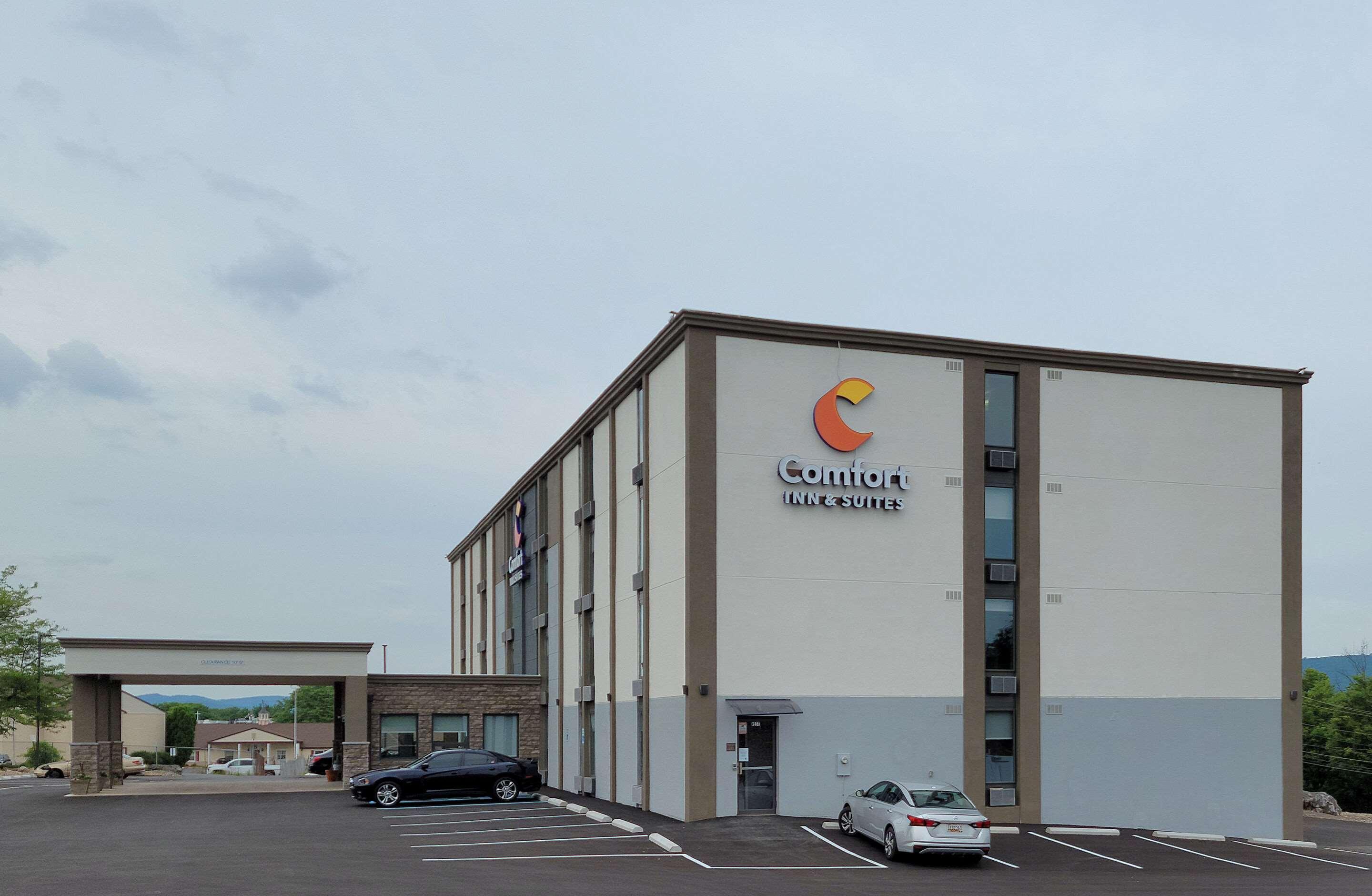 Comfort Inn & Suites Wyomissing-Reading エクステリア 写真