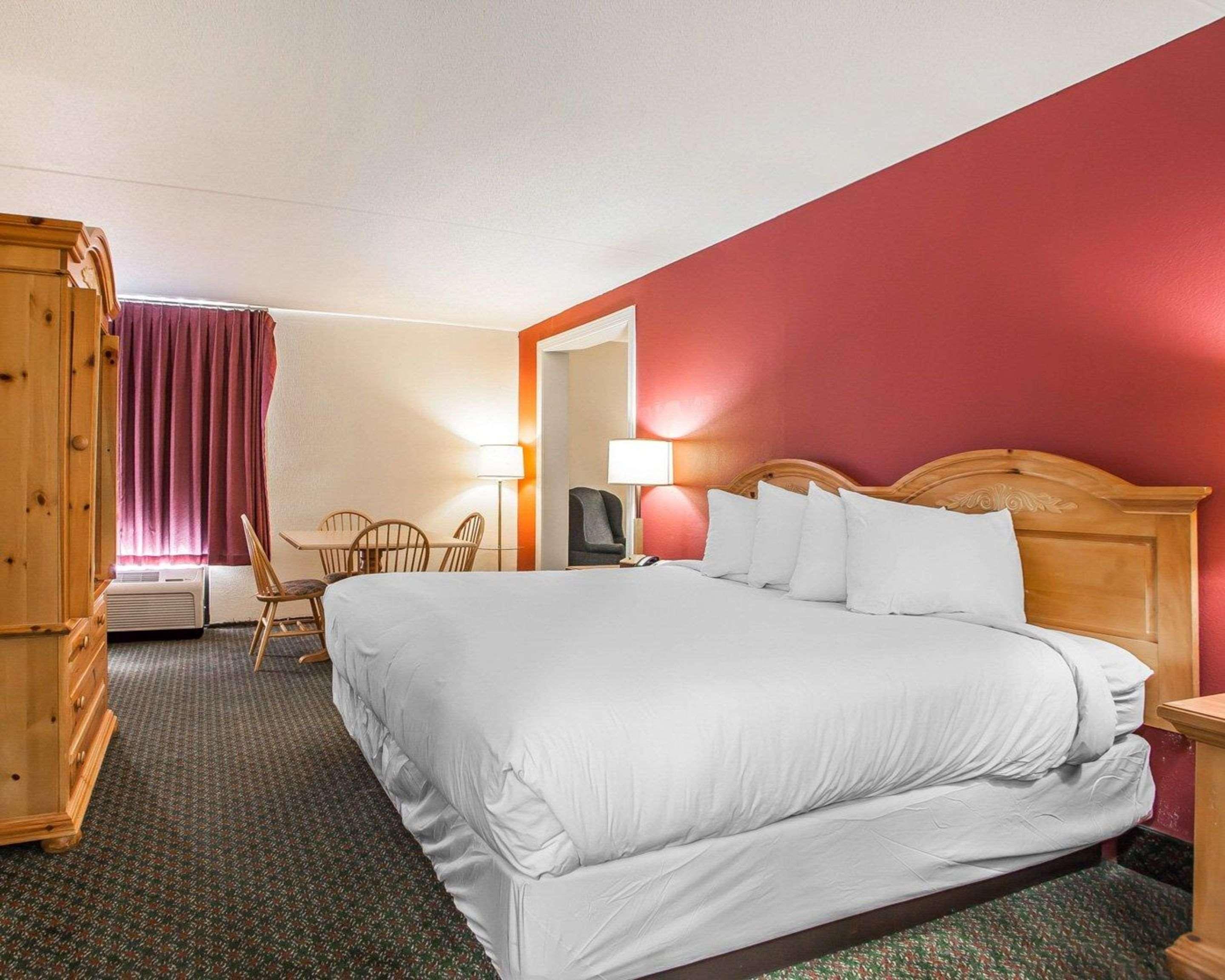 Comfort Inn & Suites Wyomissing-Reading エクステリア 写真
