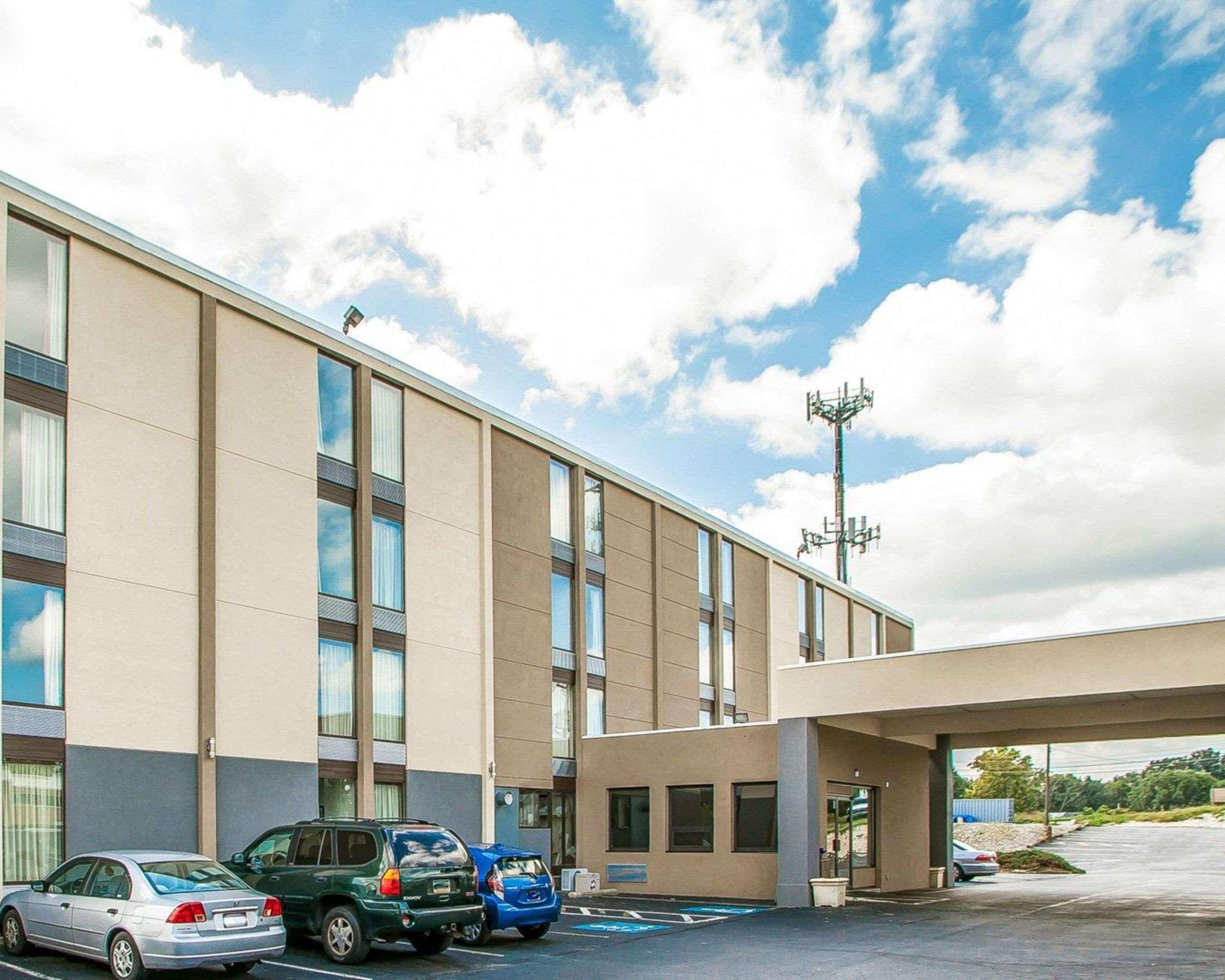 Comfort Inn & Suites Wyomissing-Reading エクステリア 写真